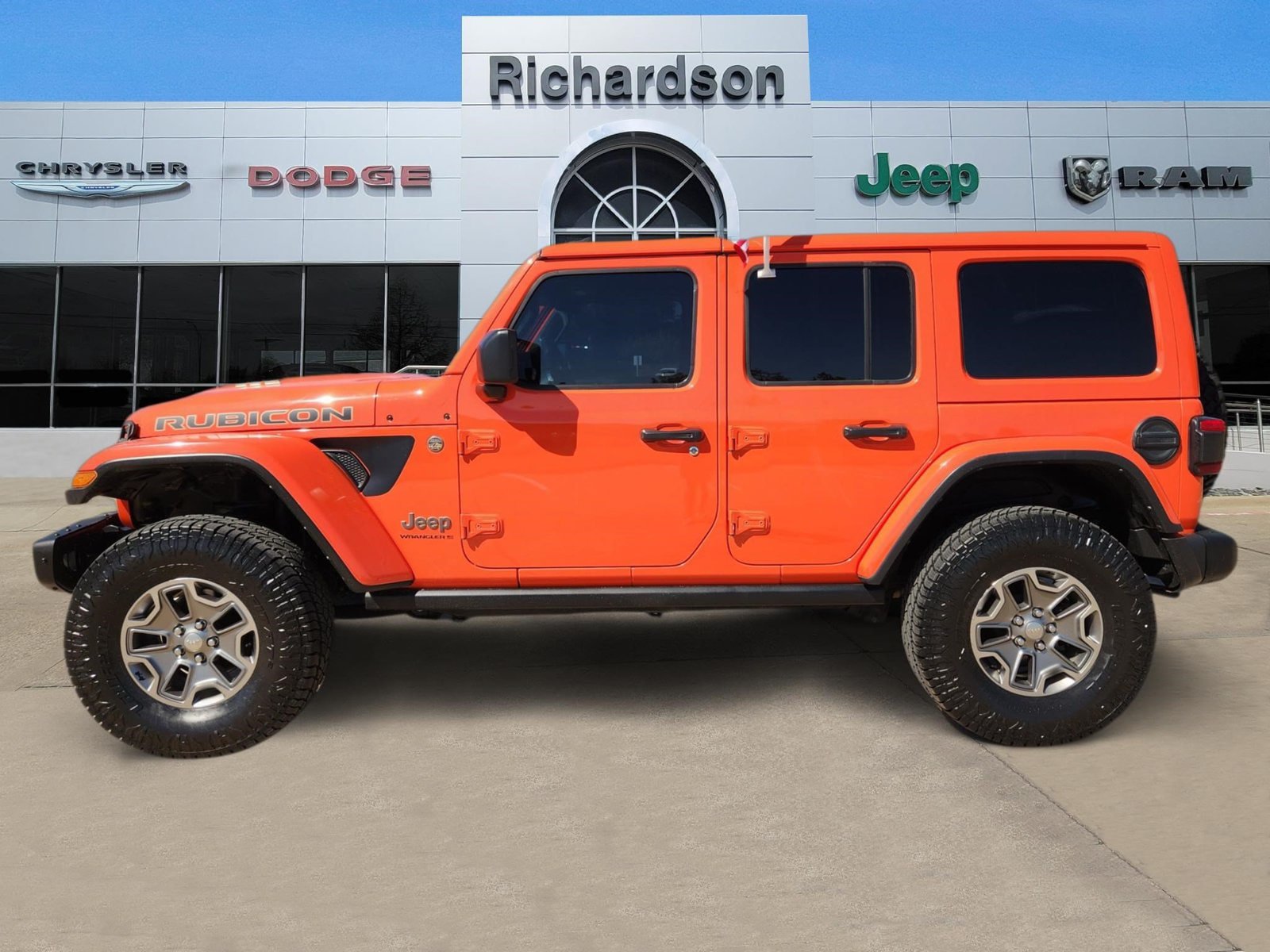 Used 2023 Jeep Wrangler Unlimited Rubicon 392 w/ Trailer Tow Package AWD/4WD image 3