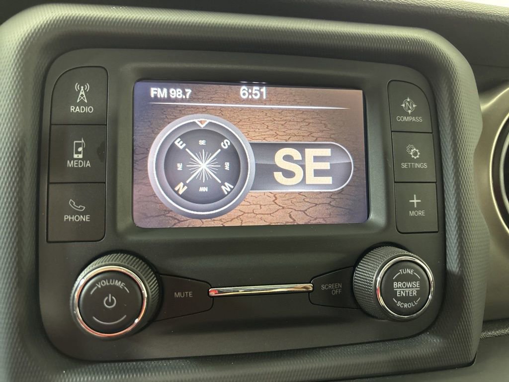 Used 2020 Jeep Wrangler Sport image 33