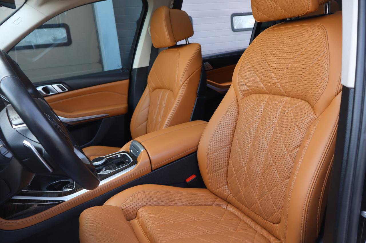 Used 2023 BMW X7 xDrive40i w/ Premium Package image 11