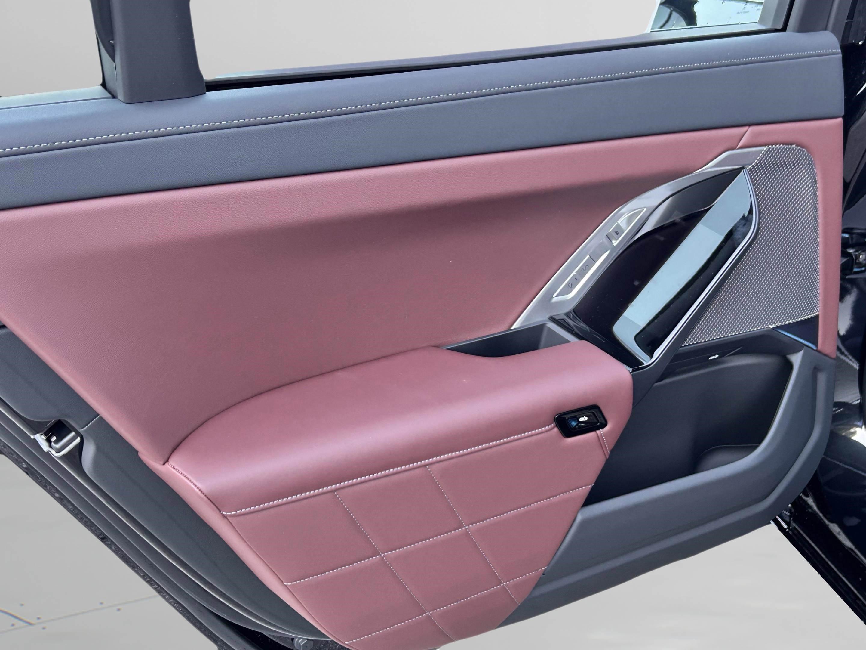 Used 2026 BMW 740i 740i image 31