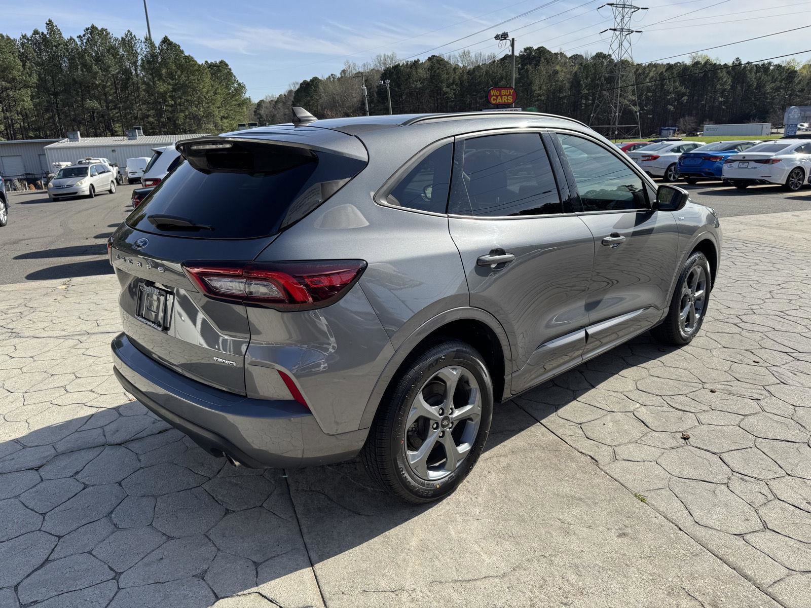 Used 2024 Ford Escape ST-Line image 13