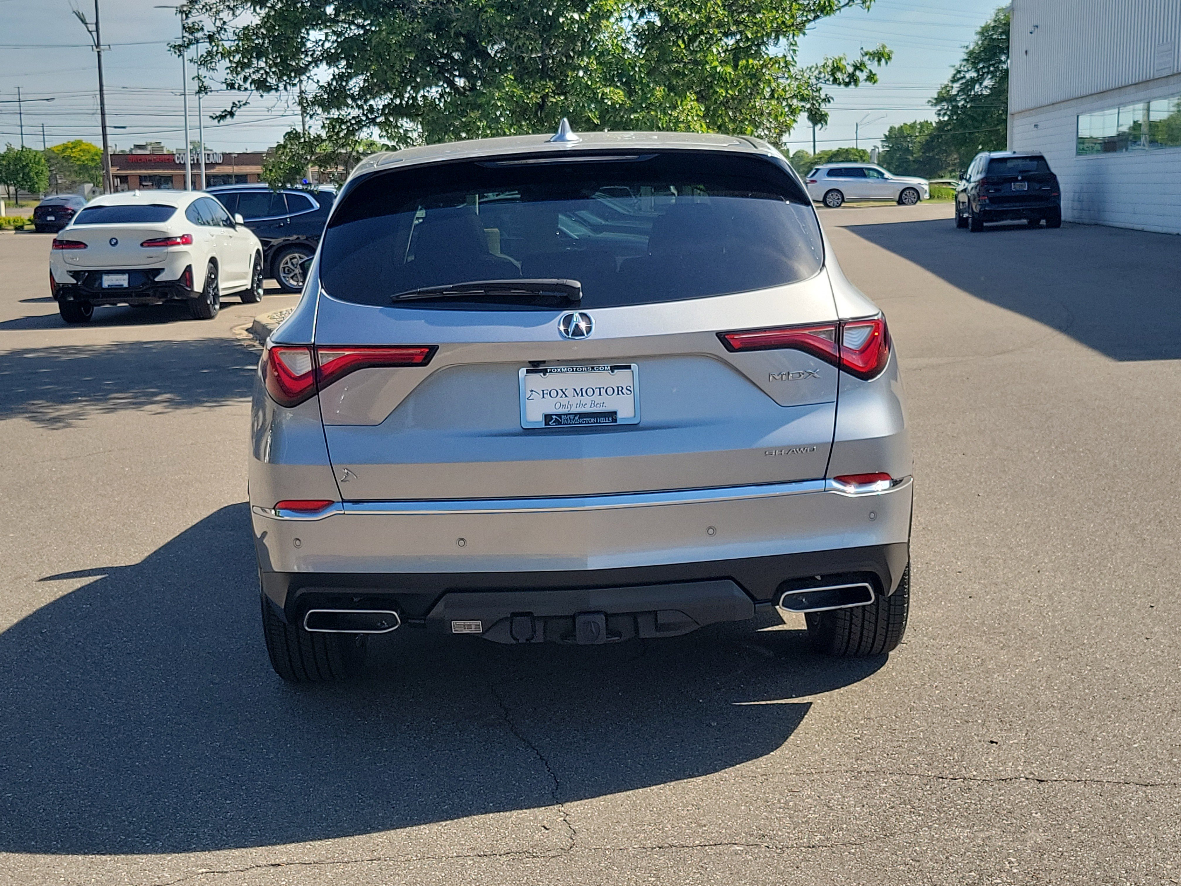 Used 2022 Acura MDX SH-AWD w/ Technology Package image 5