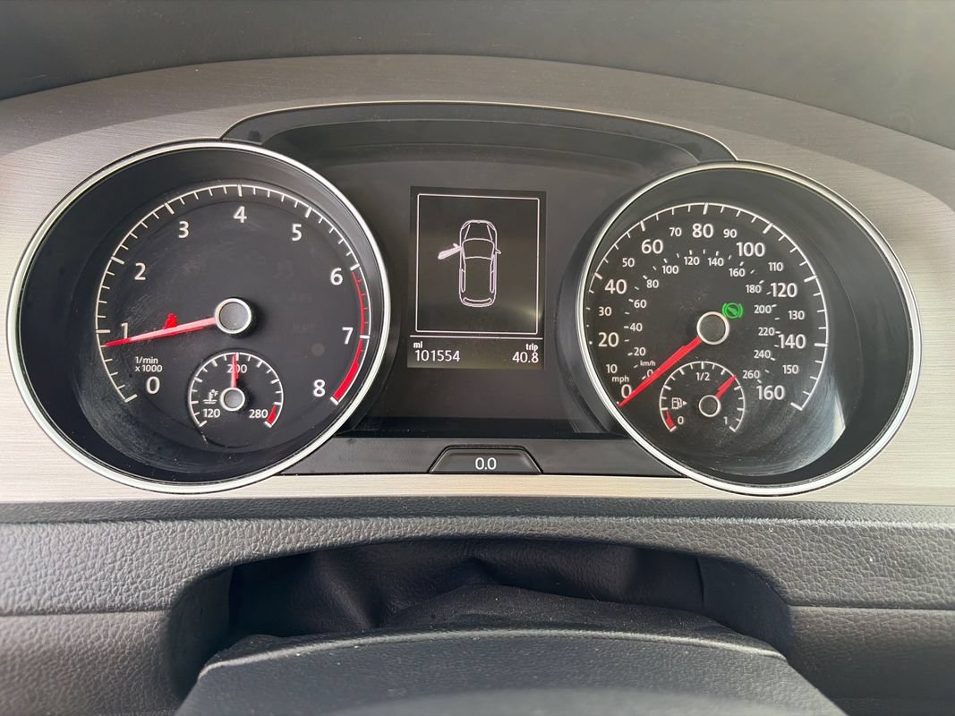 Used 2016 Volkswagen Golf S FWD image 19