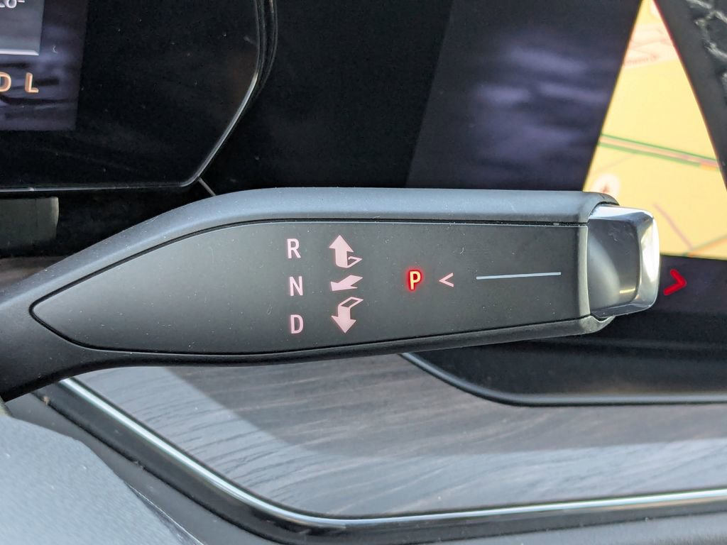 Certified 2025 Chevrolet Suburban Z71 image 35