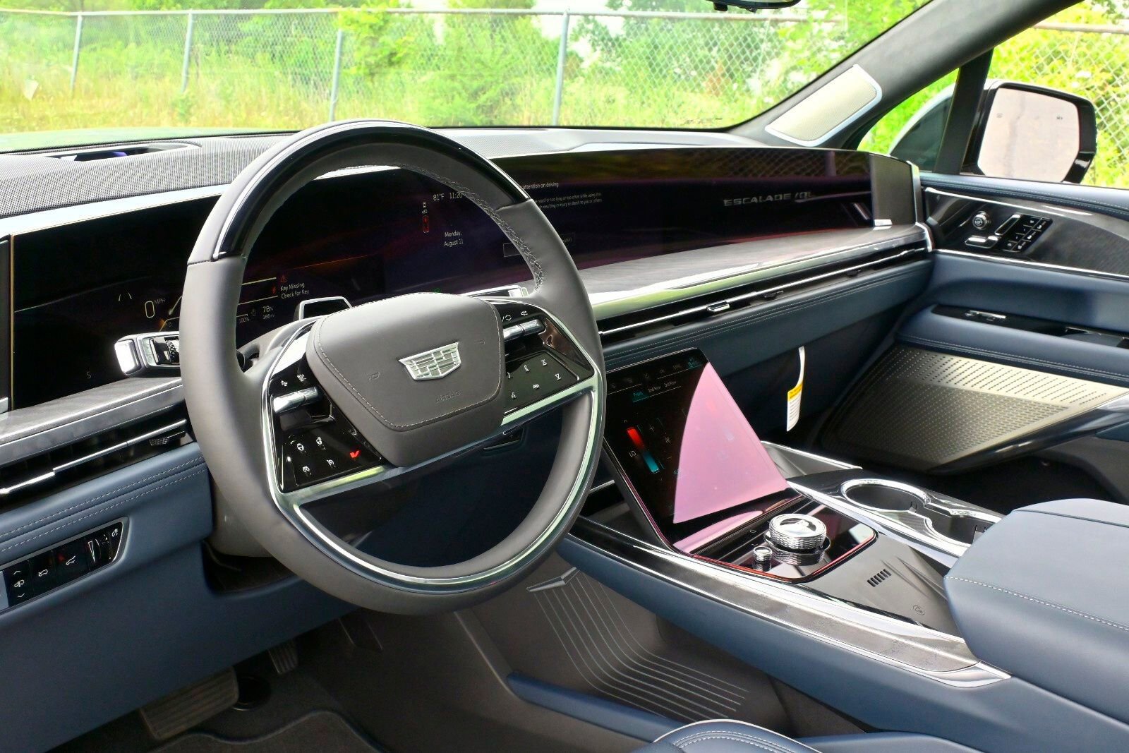 New 2026 Cadillac Escalade IQL Sport 2 image 40