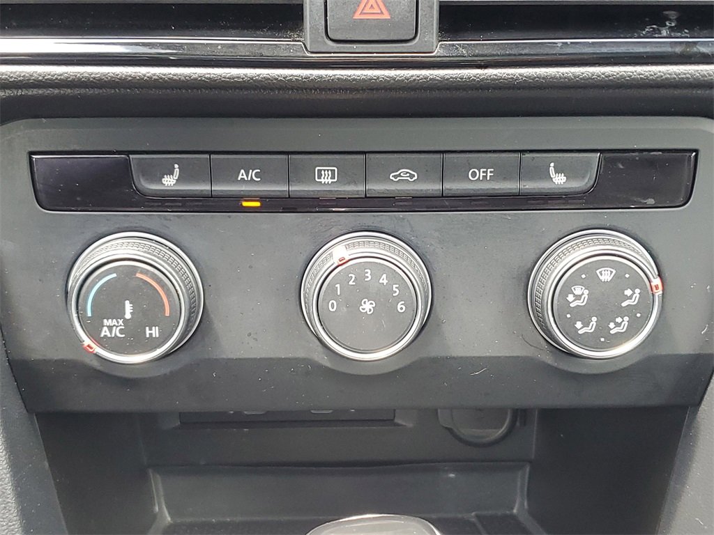 Used 2022 Volkswagen Taos SE image 81