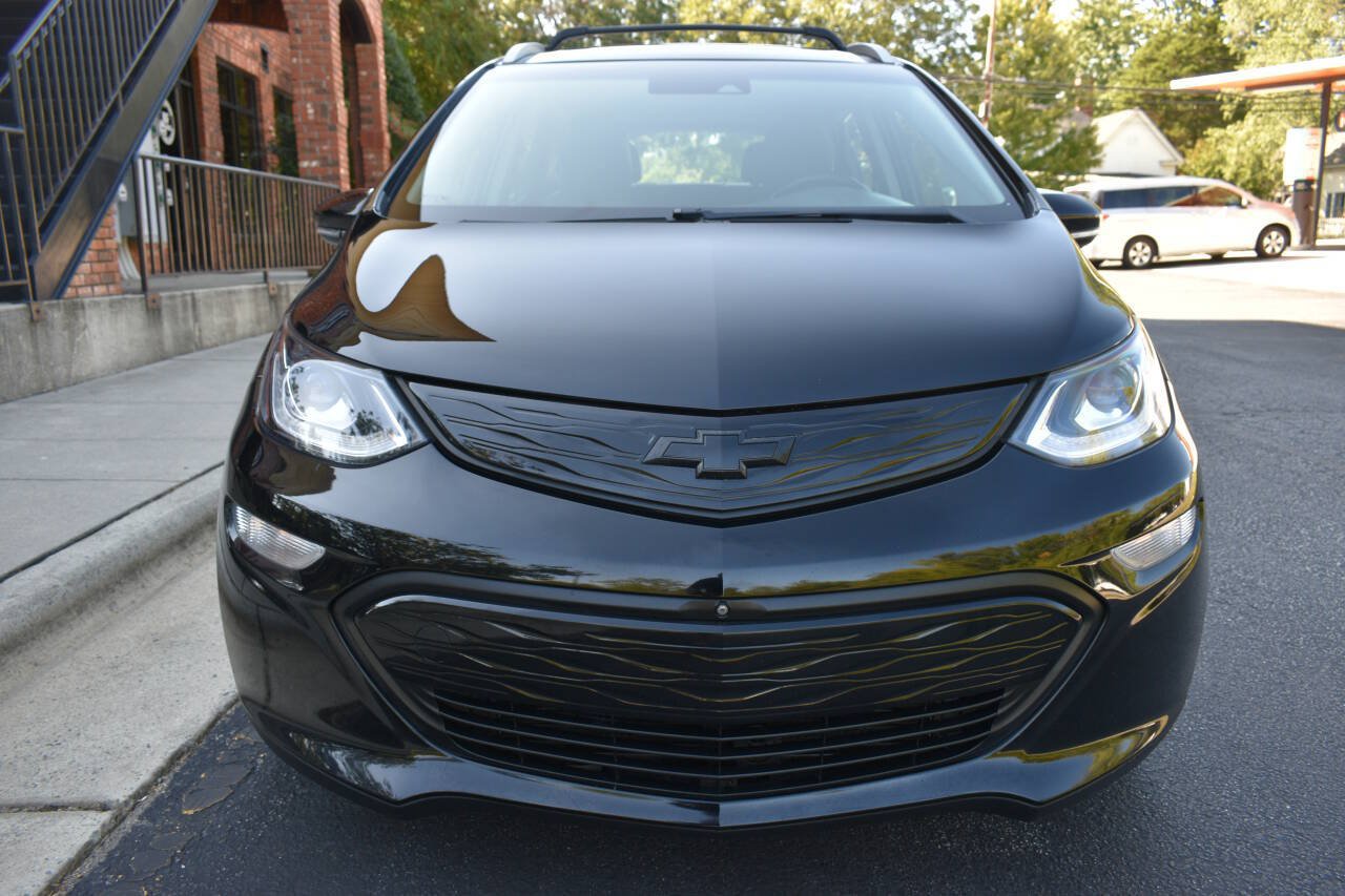 Used 2021 Chevrolet Bolt Premier w/ Infotainment Package FWD image 5