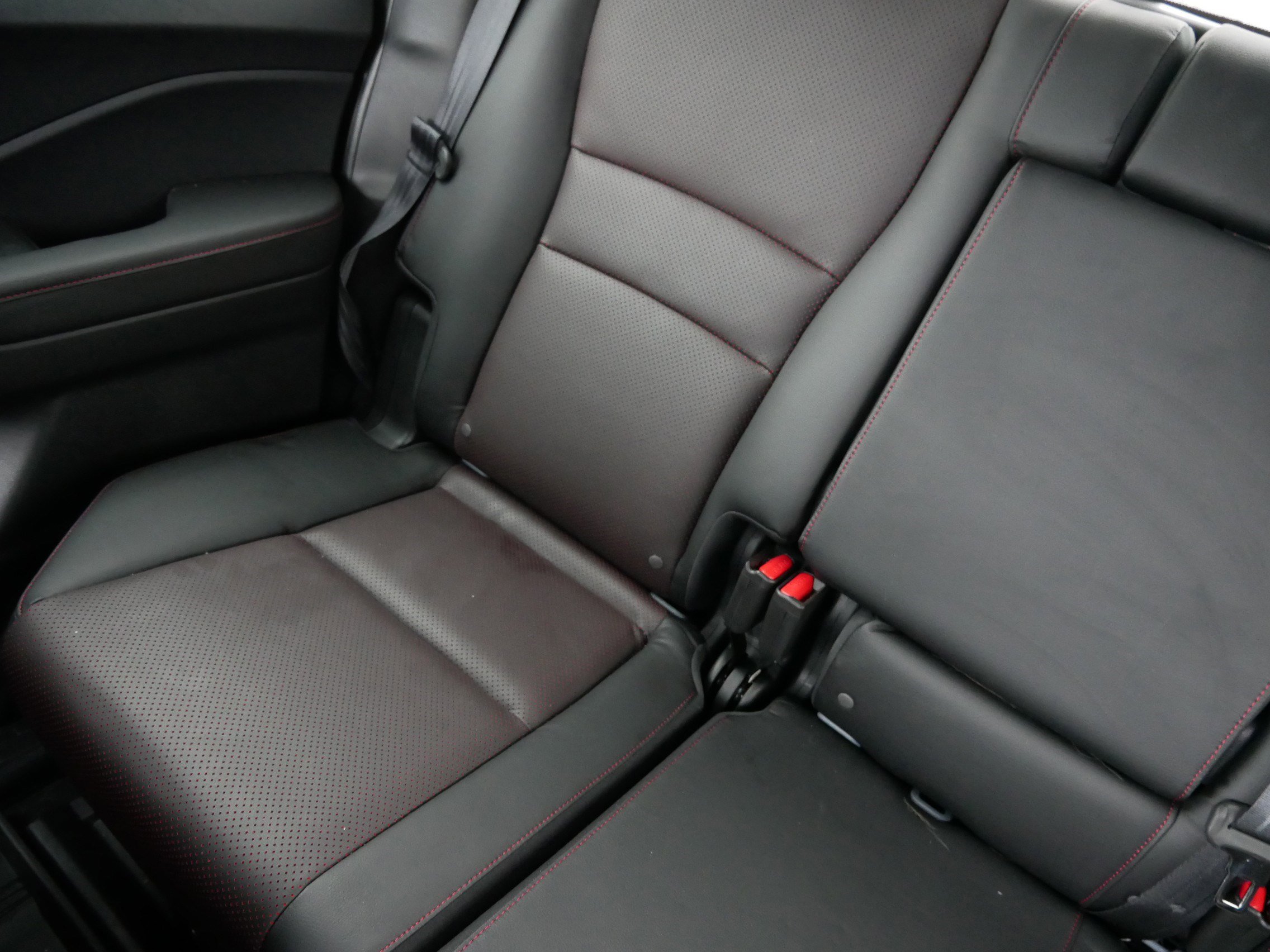 Certified 2025 Honda Ridgeline Black Edition image 12