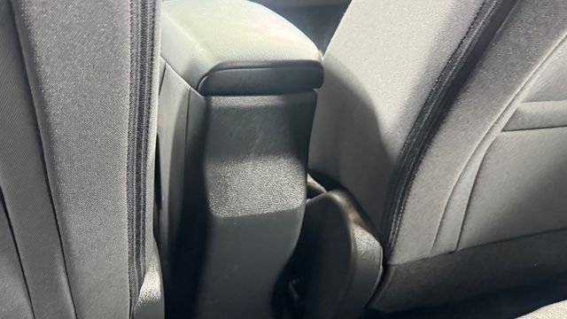 Certified 2025 Nissan Kicks SV image 34