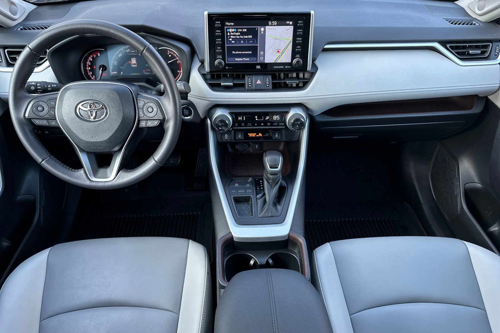 Used 2021 Toyota RAV4 Limited image 5