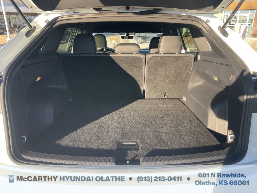 Used 2022 Volkswagen Atlas Cross Sport SE image 20