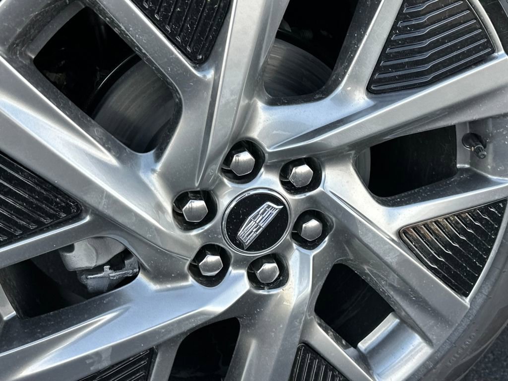 New 2026 Cadillac Optiq Luxury 1 image 22