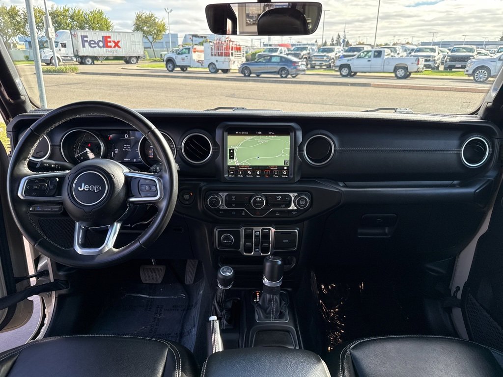 Used 2022 Jeep Wrangler Unlimited Sahara 4xe image 22