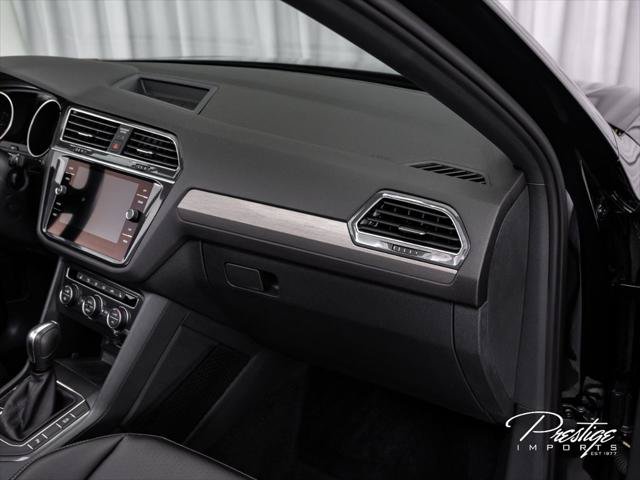 Used 2020 Volkswagen Tiguan SE R-Line FWD image 36