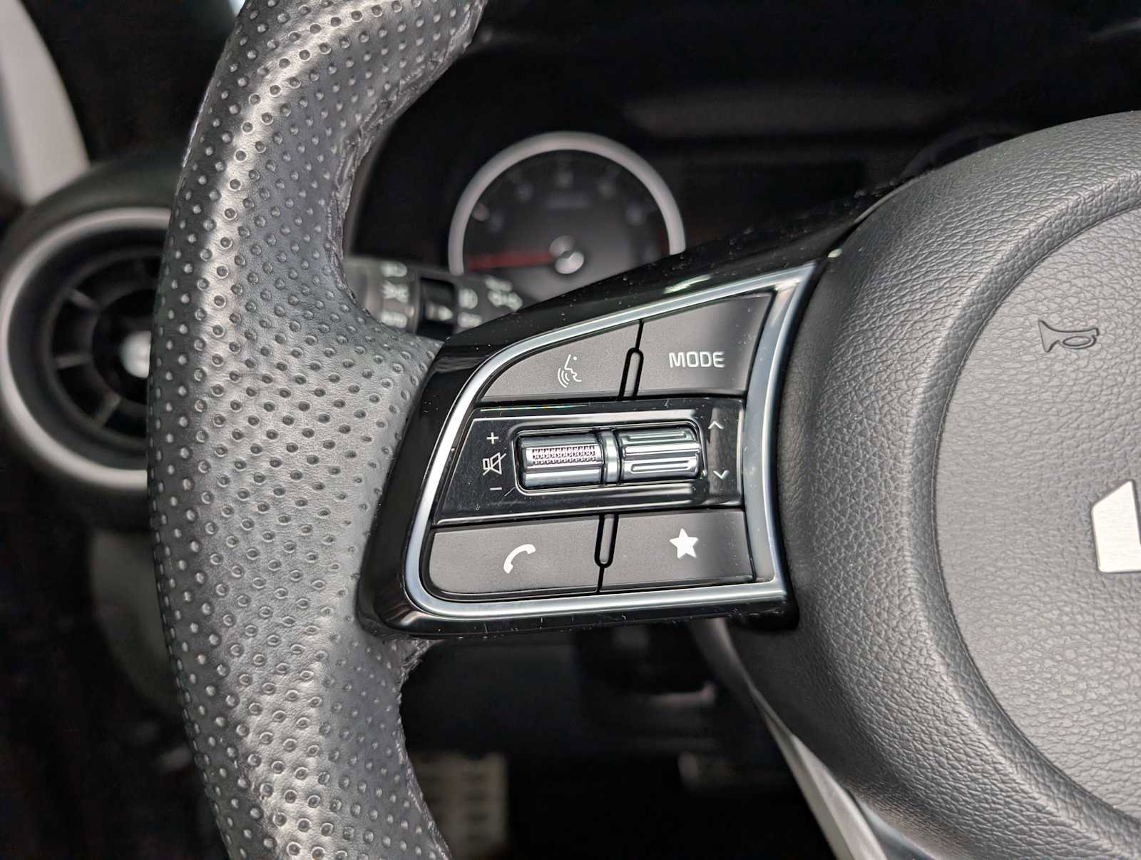 Certified 2023 Kia Forte GT-Line image 34