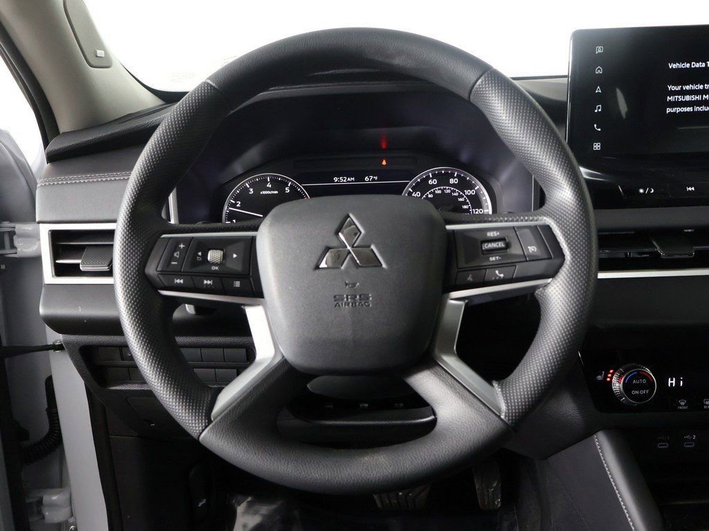 New 2026 Mitsubishi Outlander ES AWD/4WD image 35