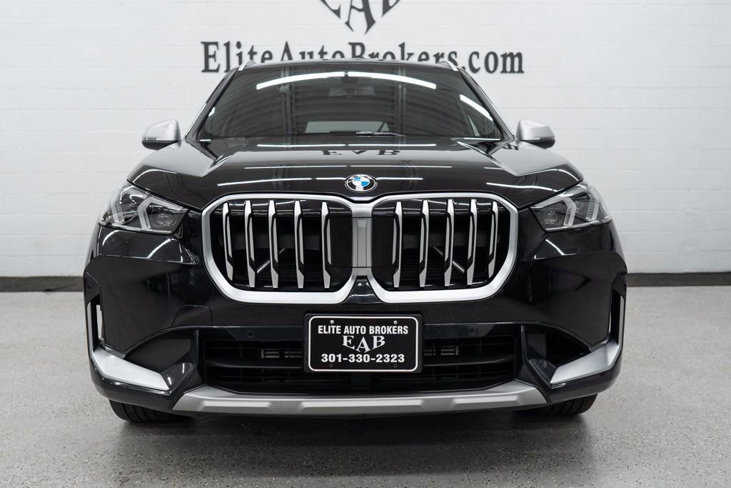 Used 2024 BMW X1 xDrive28i image 3