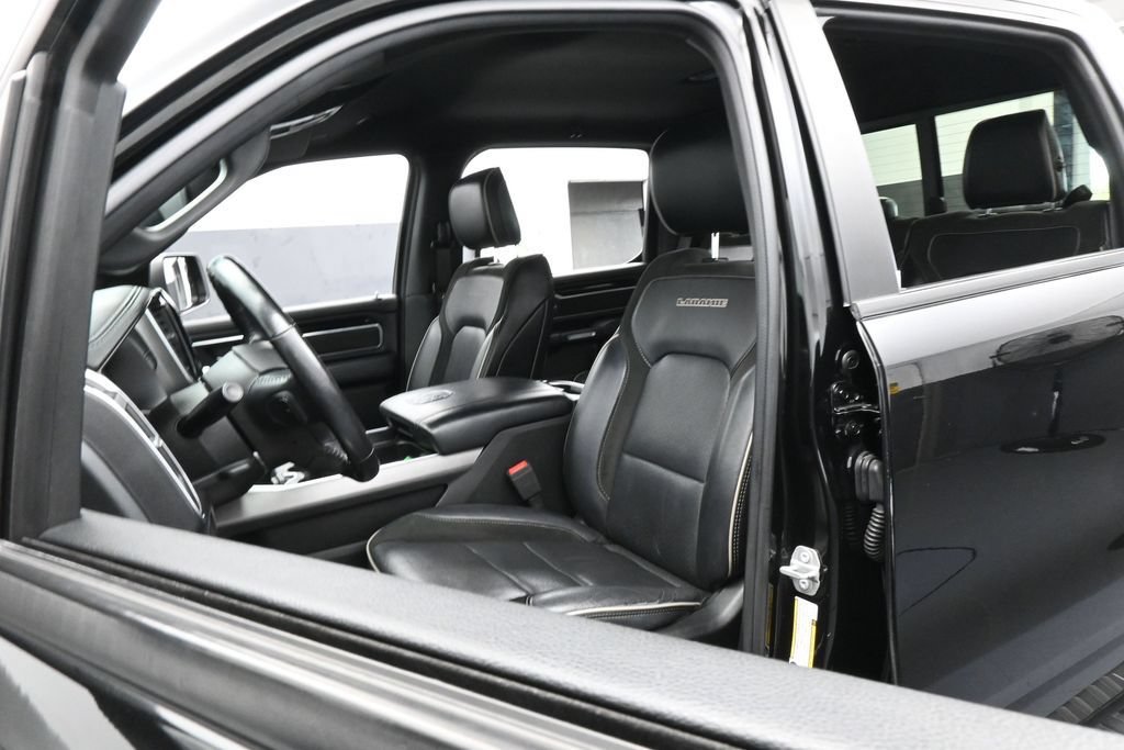 Used 2020 RAM 1500 Laramie w/ Sport Appearance Package AWD/4WD image 10