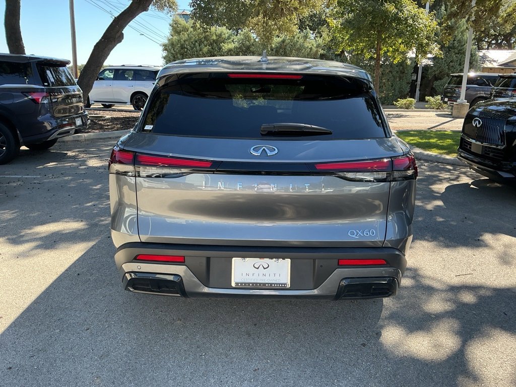 Certified 2024 INFINITI QX60 Pure image 4