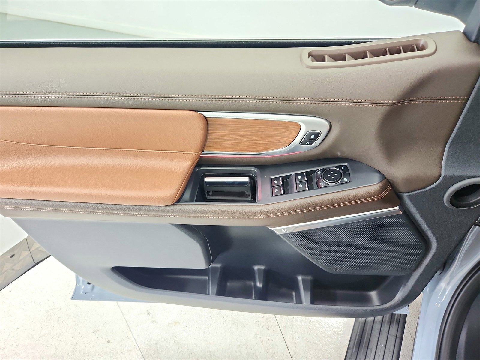 New 2025 Ford Expedition King Ranch image 34
