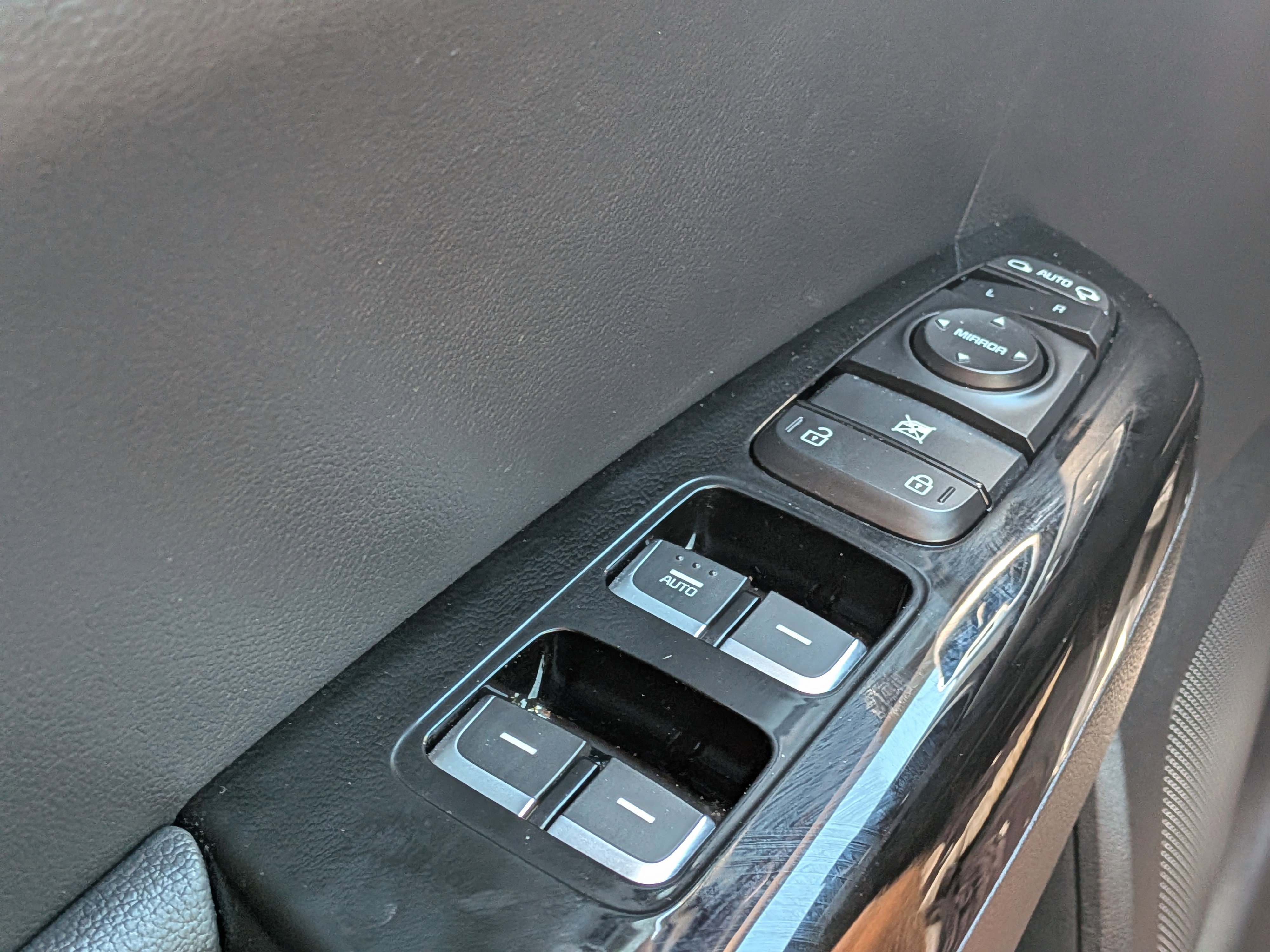 Used 2018 Kia Sportage EX FWD image 22