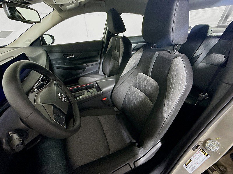 New 2026 Nissan Sentra SV w/ SV Convenience Package FWD image 11