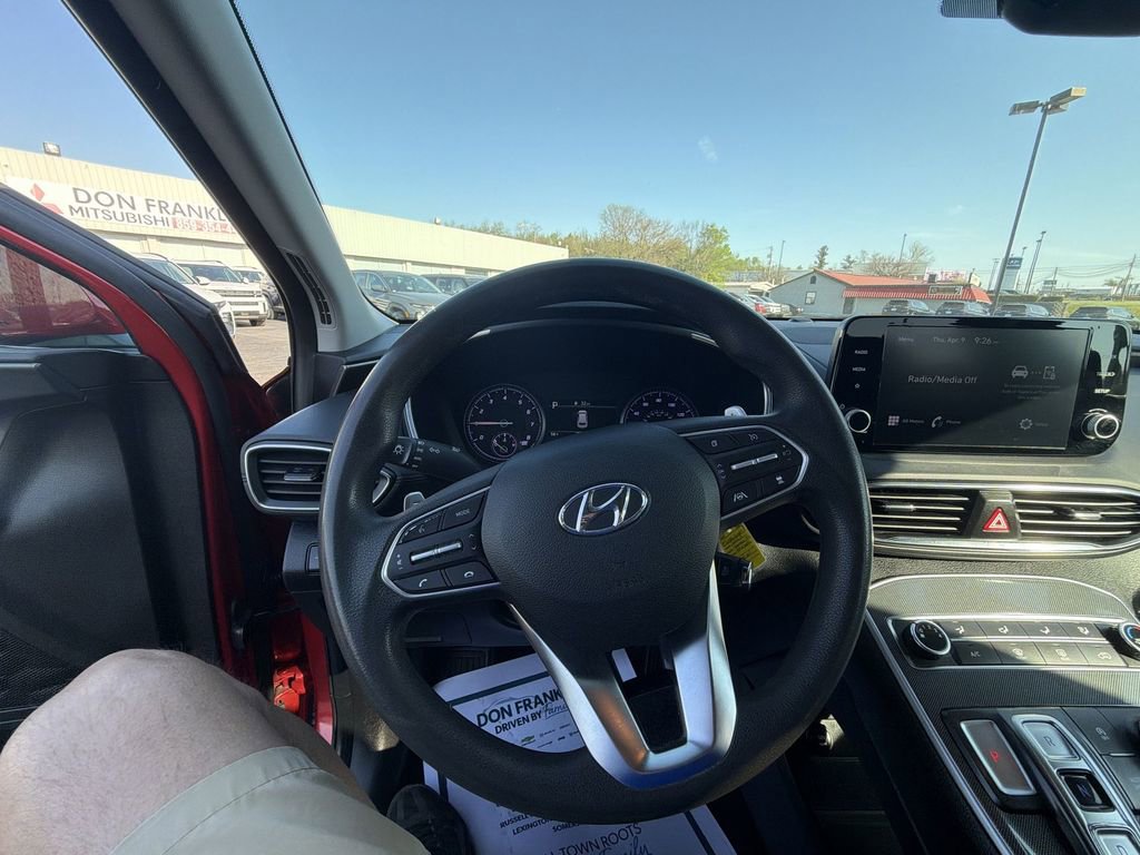 Used 2023 Hyundai Santa Fe SE AWD/4WD image 14