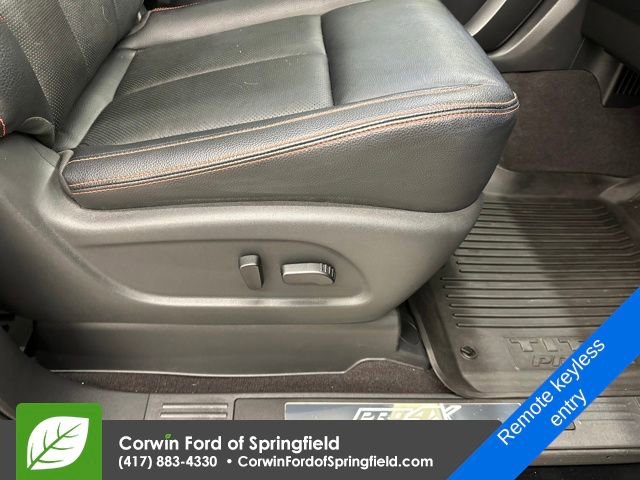 Used 2023 Nissan Titan PRO-4X w/ Pro-4x Convenience Package image 12
