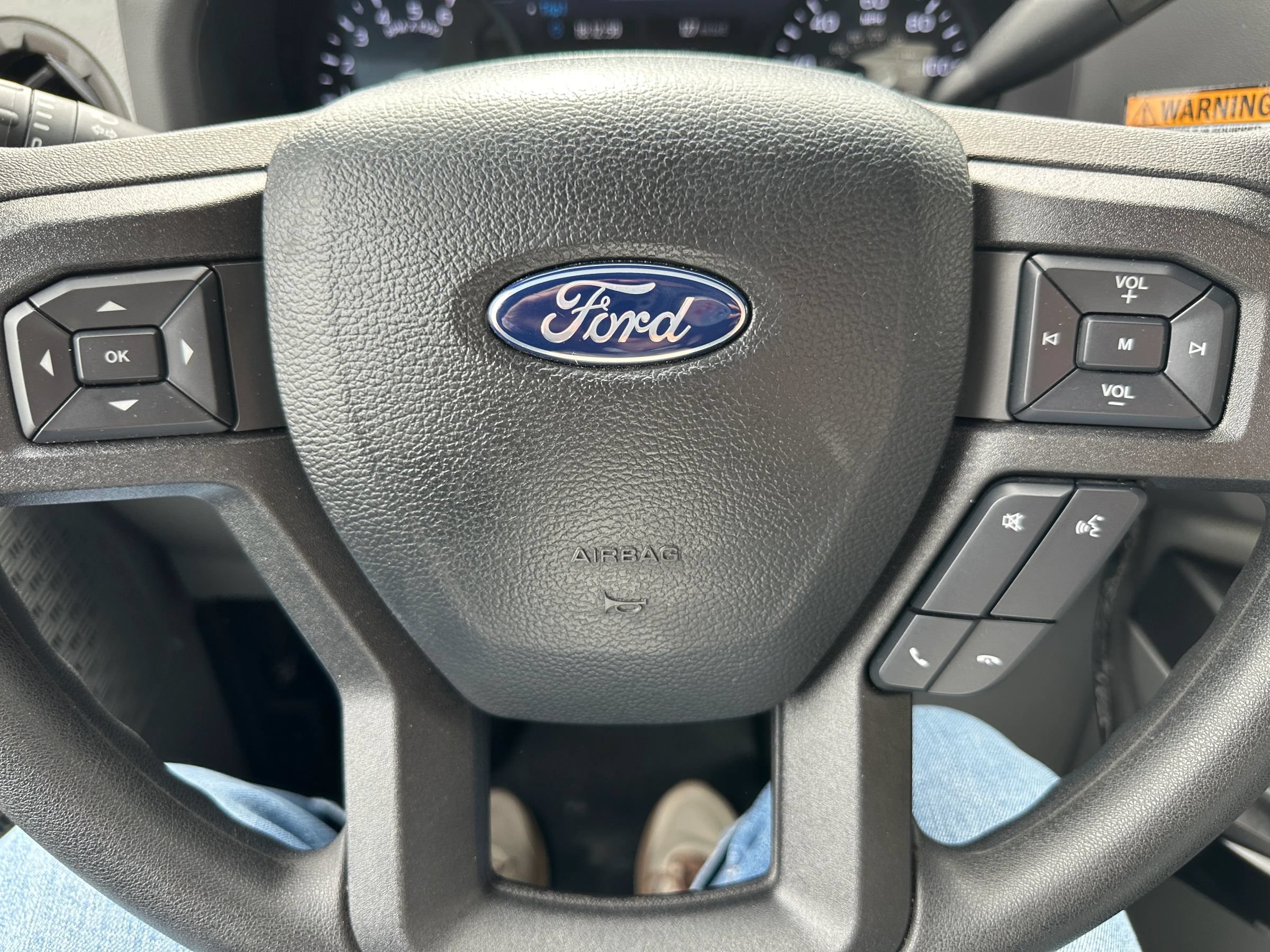 Used 2026 Ford E-350 and Econoline 350 Super Duty w/ Interior Upgrade Package RWD image 25