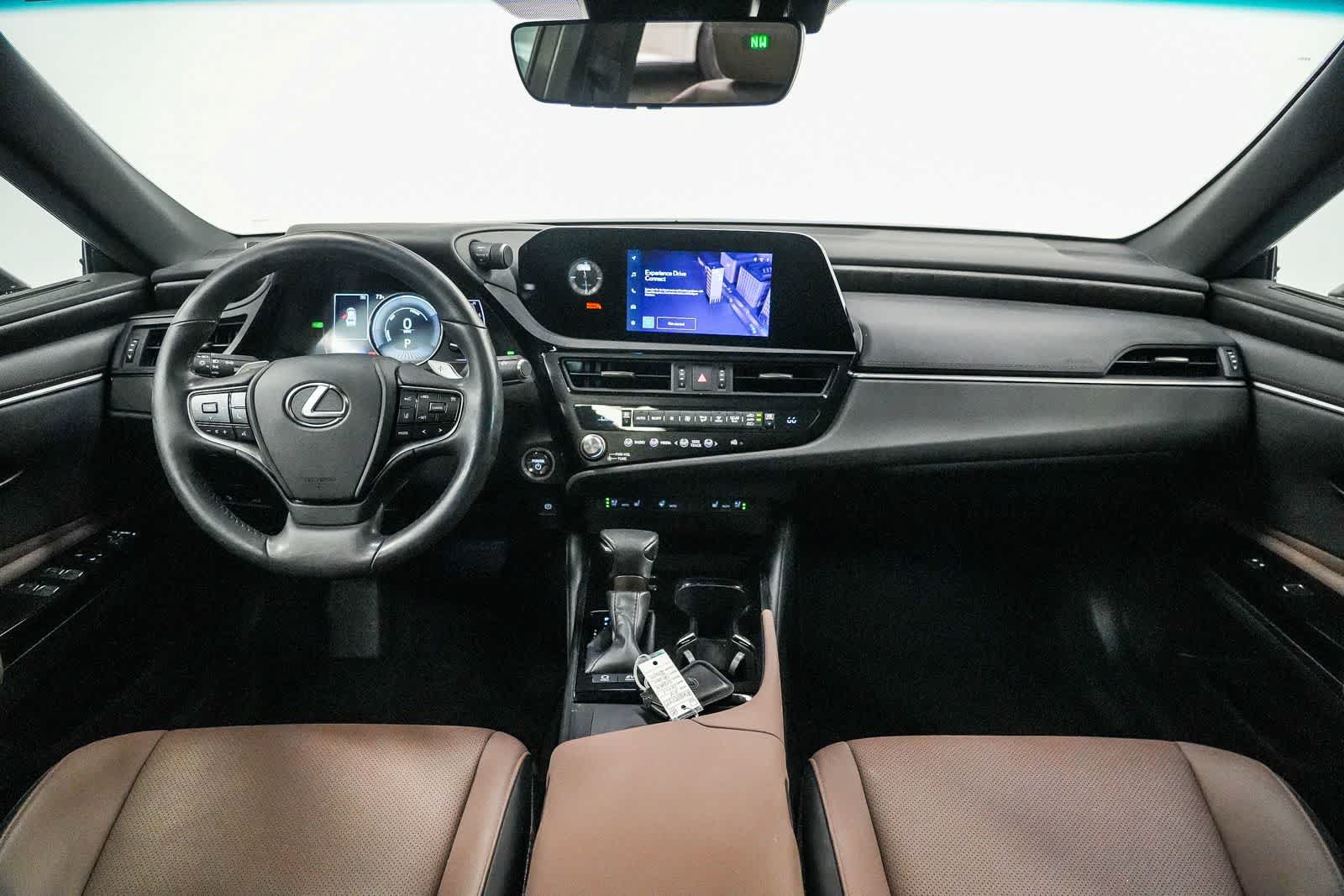 Used 2024 Lexus ES 300h w/ Premium Package FWD image 12