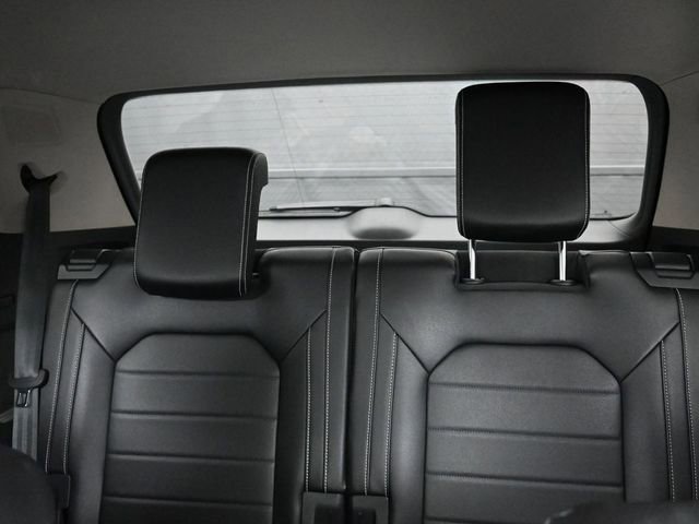 Used 2021 Volkswagen Atlas SEL Premium image 11