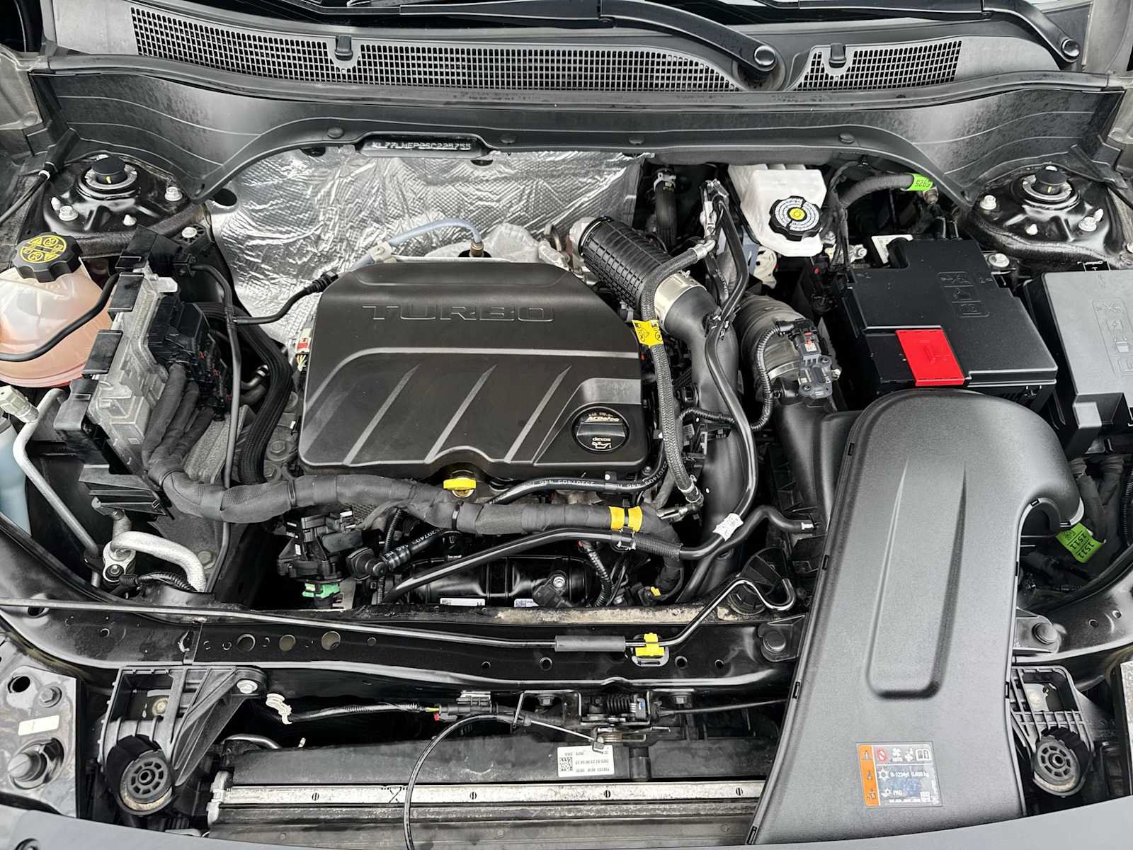 Certified 2025 Chevrolet Trax LT FWD image 28