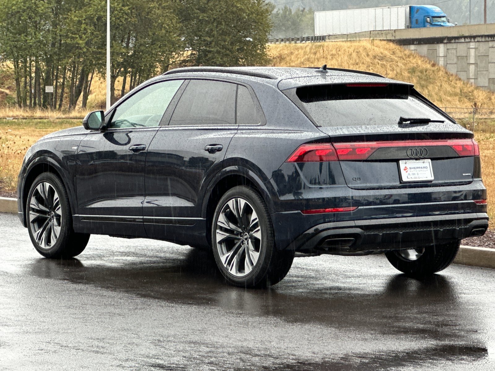 New 2027 Audi Q8 Prestige AWD/4WD image 5