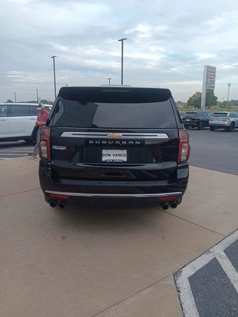 Used 2021 Chevrolet Suburban High Country image 5