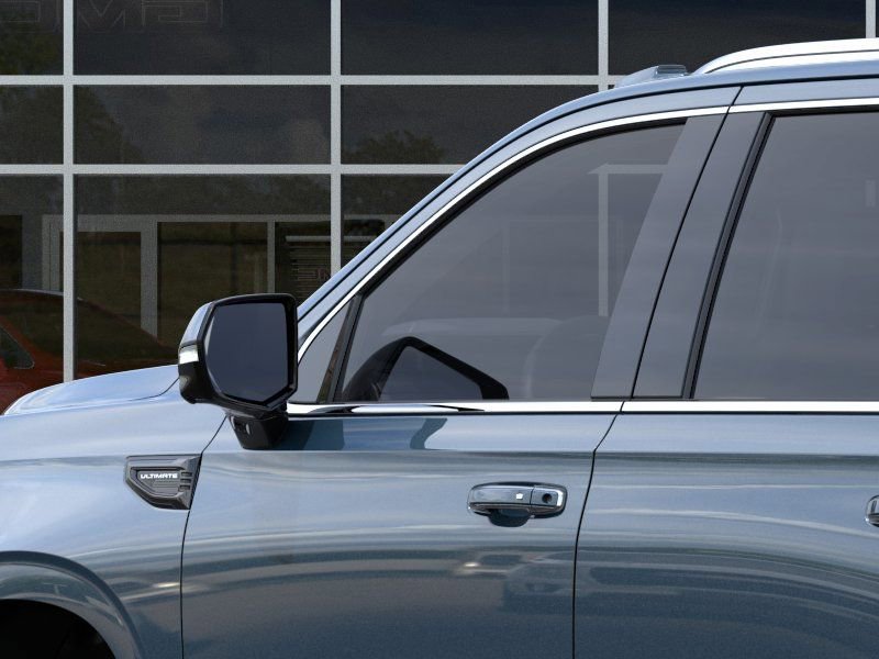 New 2026 GMC Yukon Denali Ultimate AWD/4WD image 12