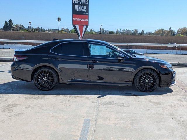 Used 2023 Toyota Camry XSE image 4