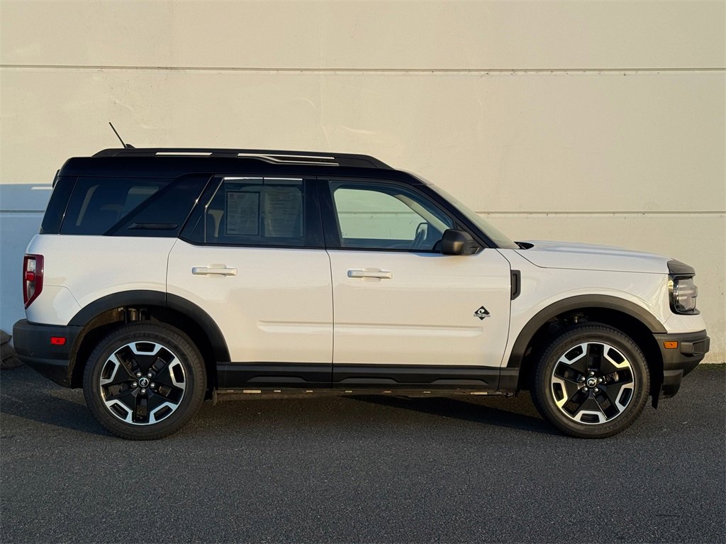 Used 2021 Ford Bronco Sport Outer Banks w/ Outer Banks Package (96D) image 8