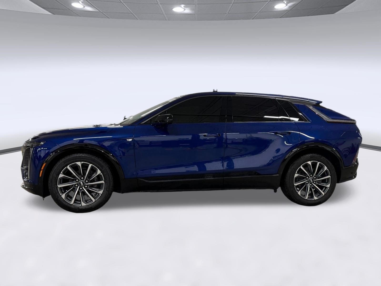 Certified 2024 Cadillac Lyriq Sport RWD image 2