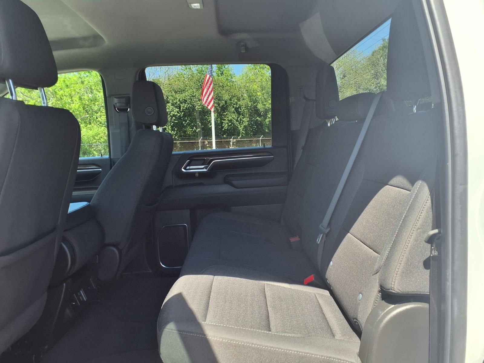 Used 2024 Chevrolet Silverado 2500 LT AWD/4WD image 18