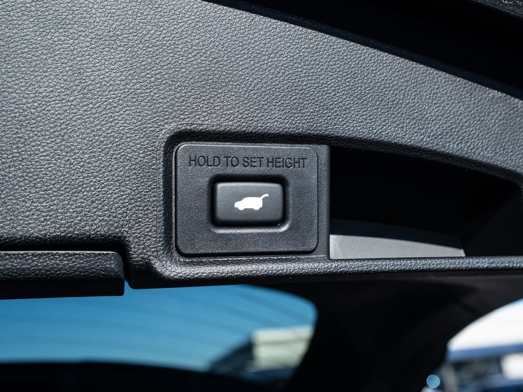 Certified 2025 Acura RDX w/ Technology Package image 49