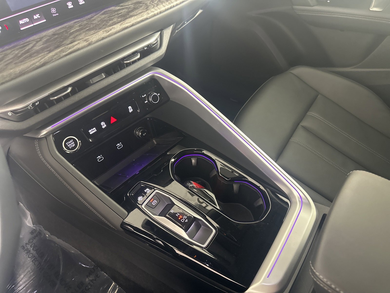 Certified 2025 Audi Q5 2.0T Premium Plus w/ Premium Plus image 19