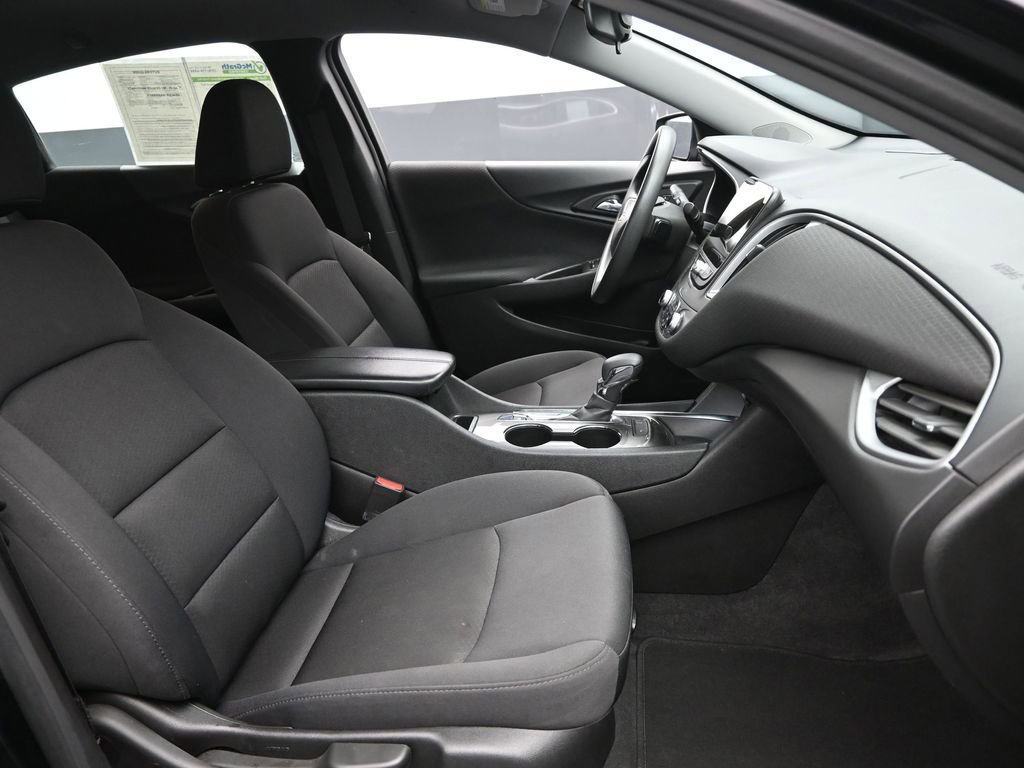 Used 2024 Chevrolet Malibu LT image 6