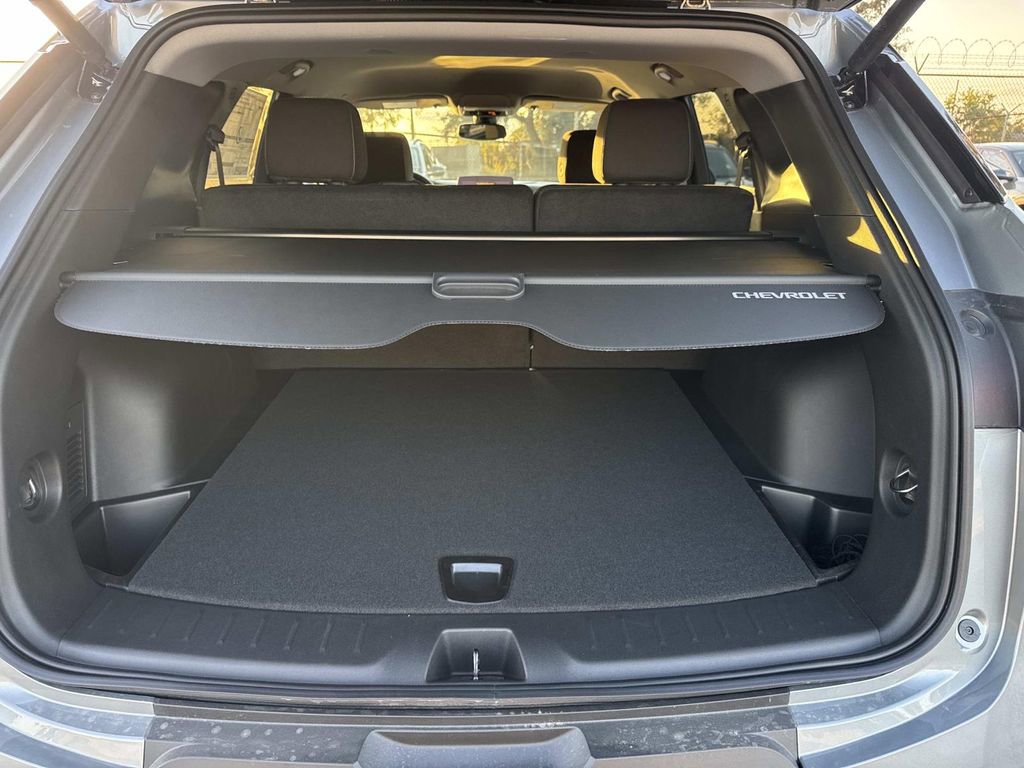 New 2026 Chevrolet Blazer LT image 8