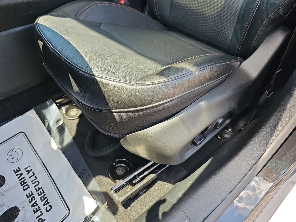 Used 2023 Jeep Compass Limited w/ Sun and Sound Group AWD/4WD image 27