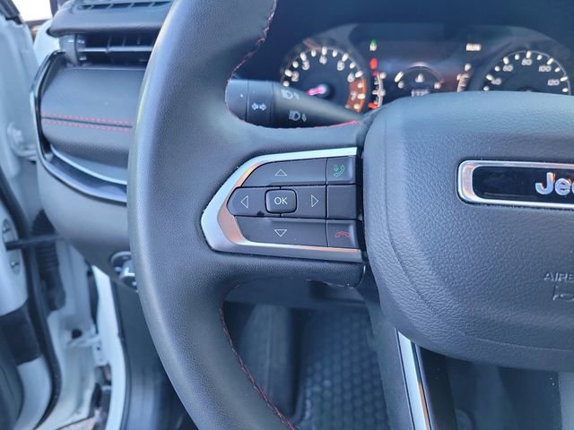 Used 2024 Jeep Compass Trailhawk AWD/4WD image 17
