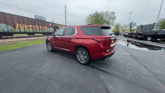 Used 2023 Chevrolet Traverse High Country w/ LPO, Floor Liner Package AWD/4WD image 6
