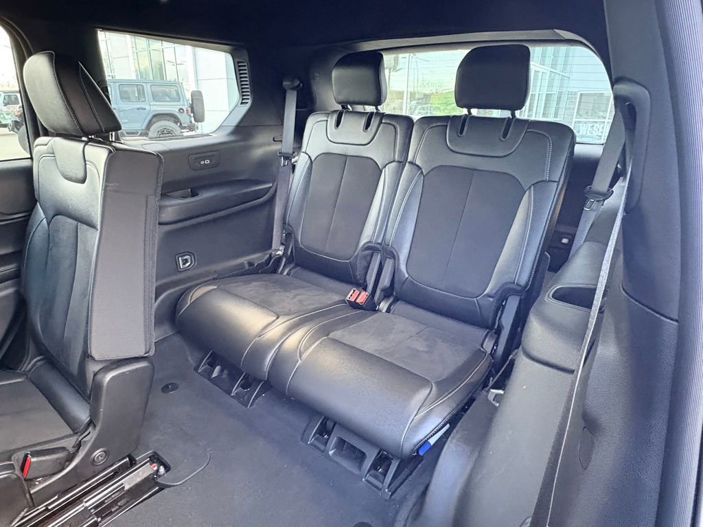 Used 2024 Jeep Grand Cherokee L Laredo image 11