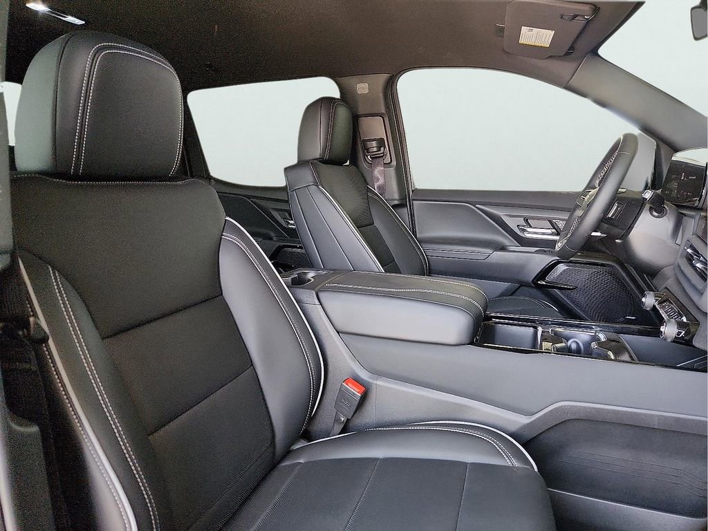 New 2025 Chevrolet Silverado EV LT w/ LPO, Utility Wall Package AWD/4WD image 19