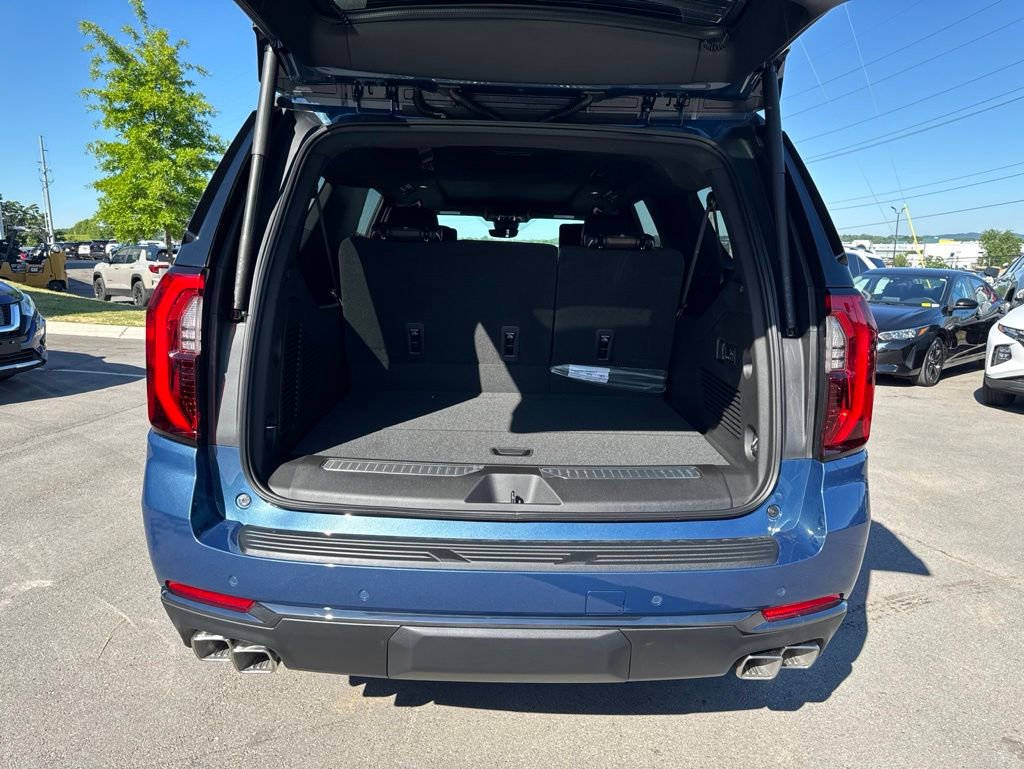 New 2026 GMC Yukon XL Denali Ultimate AWD/4WD image 32