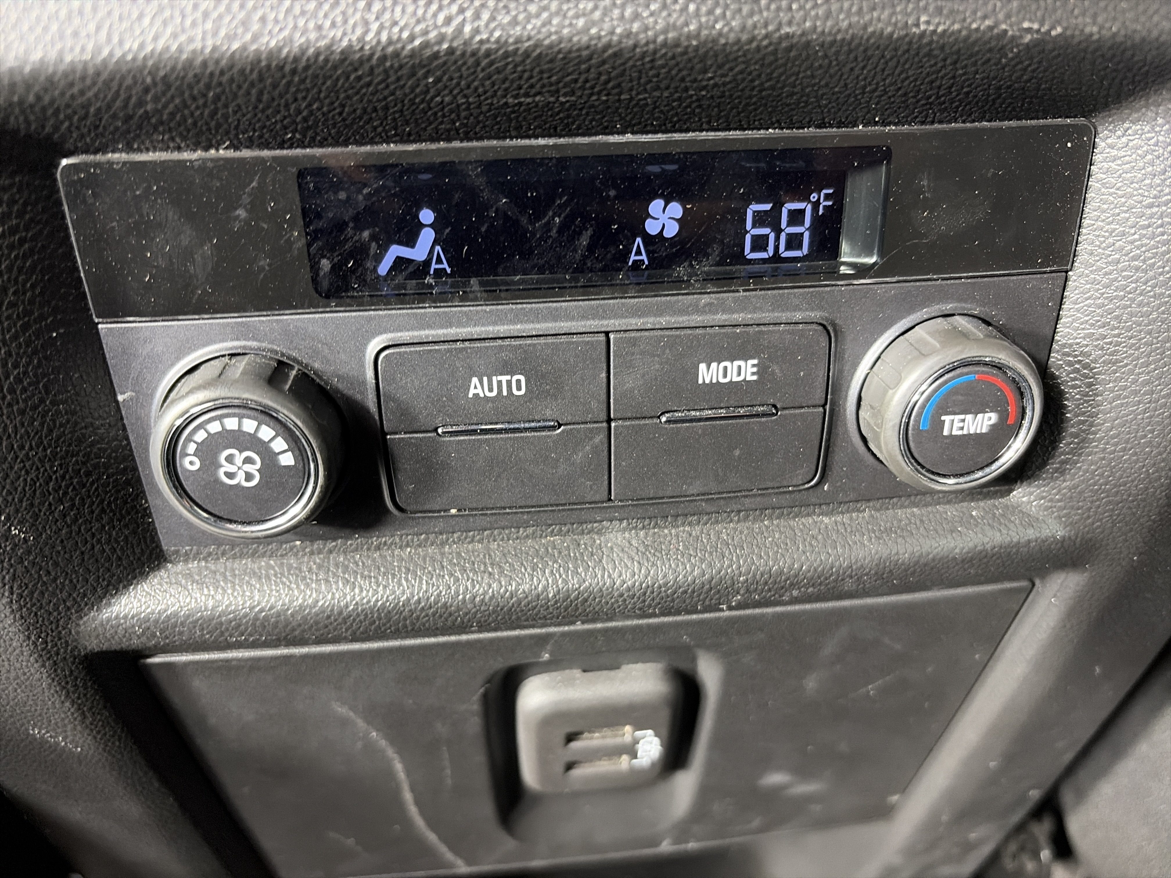Certified 2023 Chevrolet Traverse LT AWD/4WD image 20